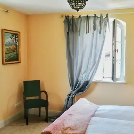 Ferienwohnung In Seenaher Kuenstlervilla In Gstadt Gstadt am Chiemsee Buitenkant foto