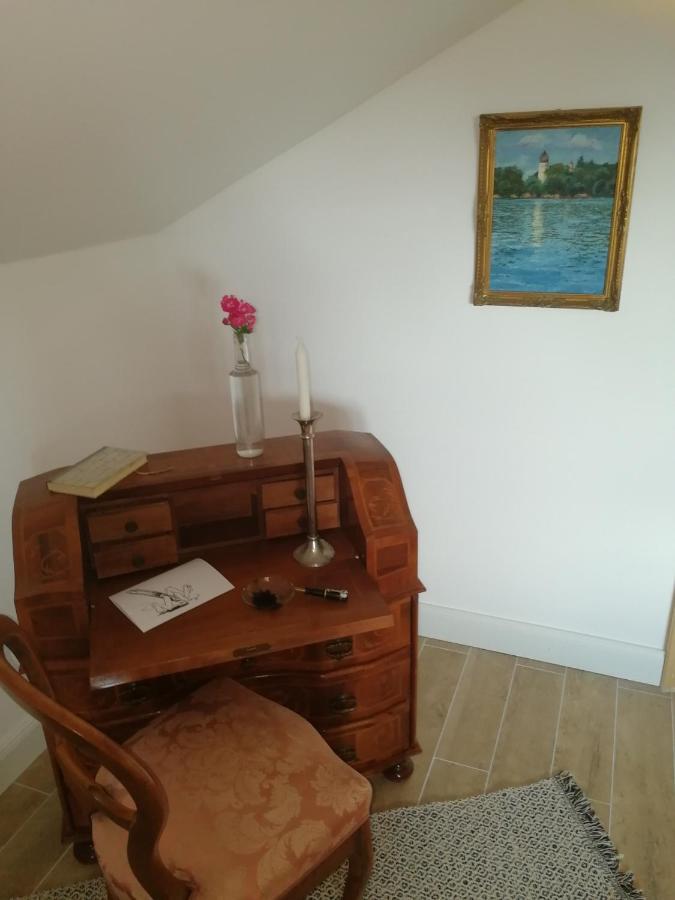 In Seenaher Kuenstlervilla In Gstadt Apartment Gstadt am Chiemsee